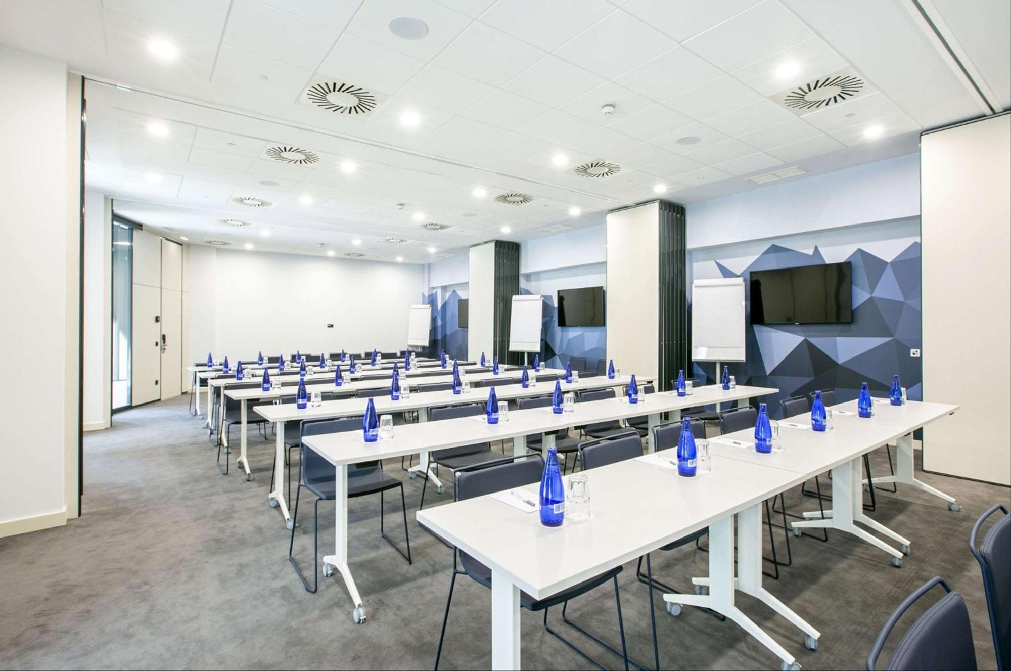 Hampton By Hilton Alcobendas Madrid Otel Dış mekan fotoğraf